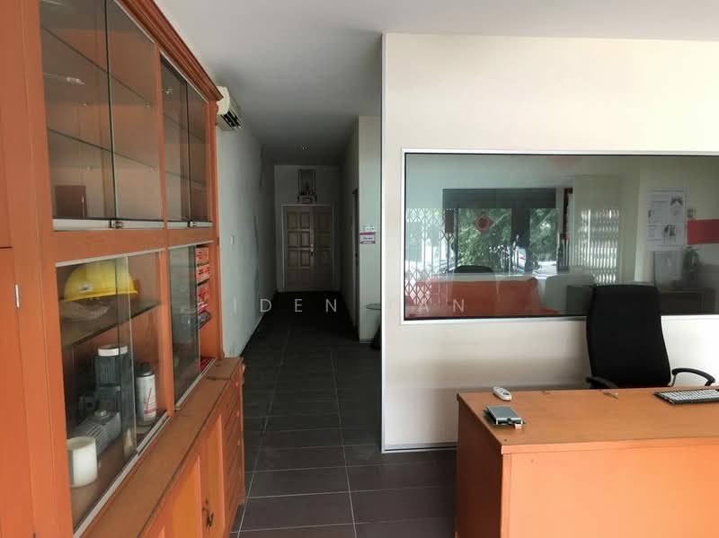 Shop / Office for Sale in Taman Johor Jaya (Johor Bahru) - Iden Tan - Interior - PropertyGuru.com.my