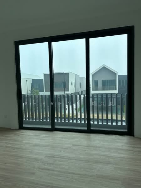 Semi-Detached House for Sale in Kuching (Sarawak) - Sherene Kok - Balcony - PropertyGuru.com.my