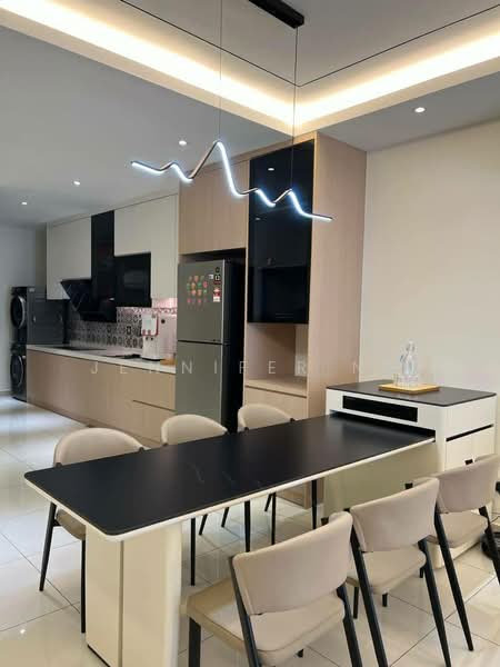 Taman Sutera untuk Untuk Dijual - RM 1,100,000, Apr 2026 - Kitchen - PropertyGuru.com.my