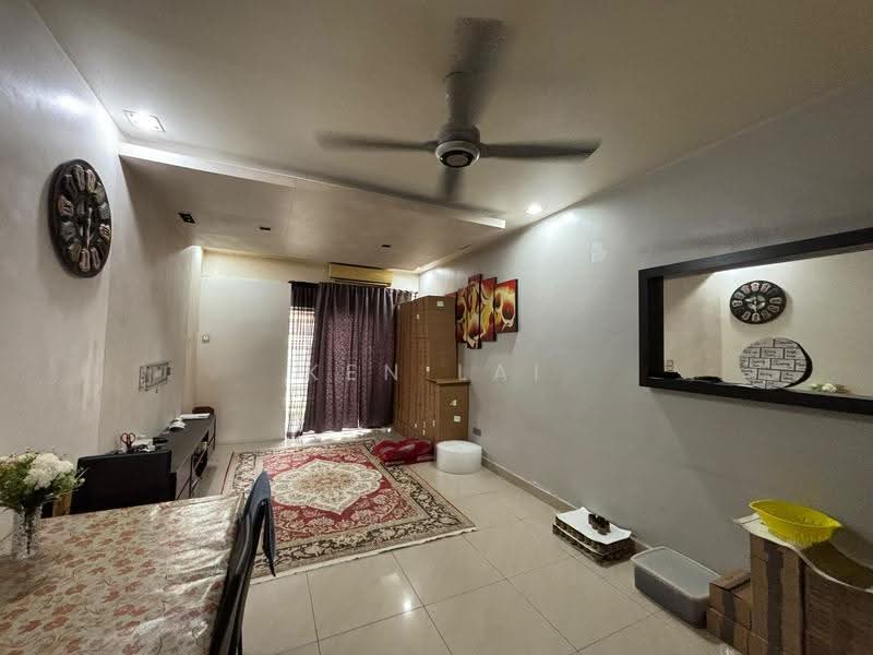 Townhouse for Sale in Jalan Ipoh (Kuala Lumpur) - Ken Lai - Living Room - PropertyGuru.com.my