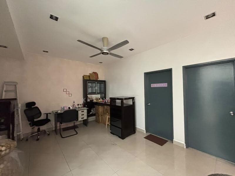 Townhouse for Sale in Jalan Ipoh (Kuala Lumpur) - Ken Lai - Study - PropertyGuru.com.my
