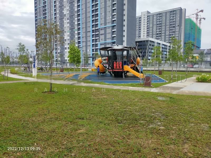 Townhouse for Sale in Dengkil (Selangor) - Rashidah Juremi - Exterior - PropertyGuru.com.my