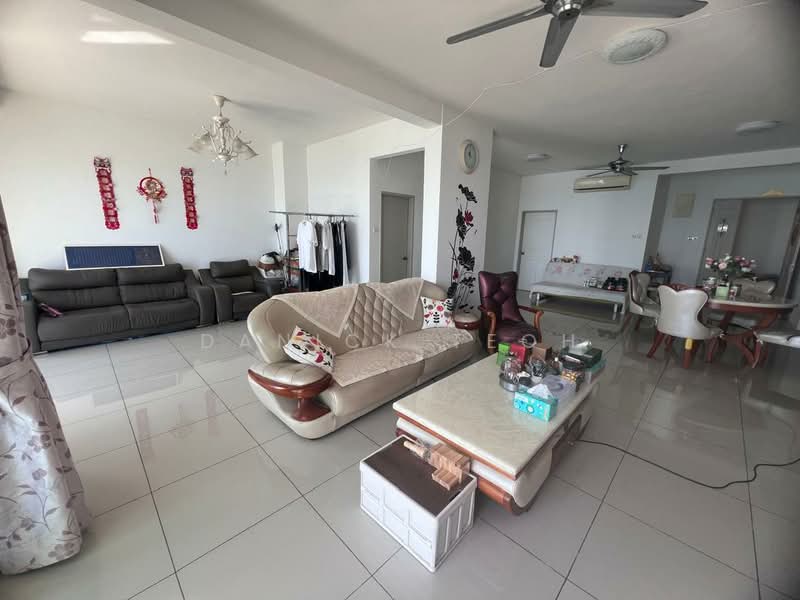 Condominium for Sale at 10 Island Resort - Danick Teoh - Living Room - PropertyGuru.com.my
