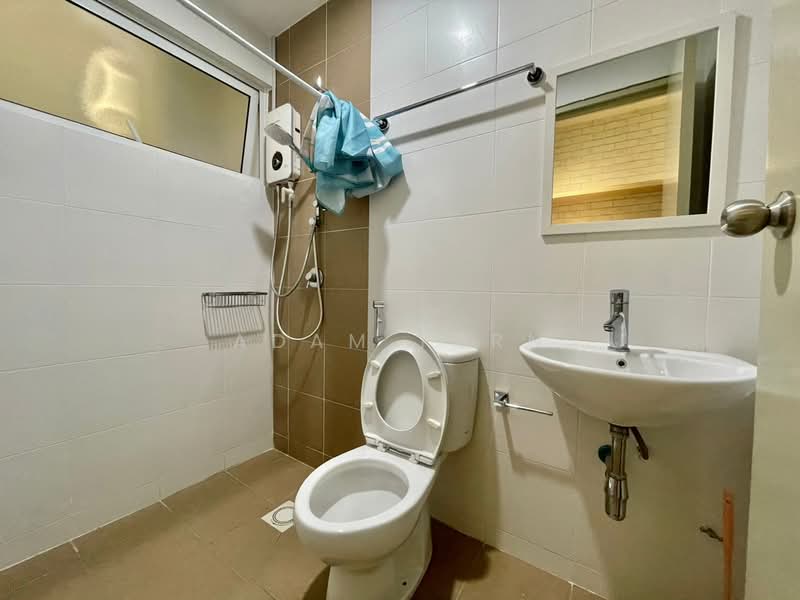 Pacific Place untuk Untuk Disewa - RM 2,300 /bulan, Apr 2026 - Bathroom - PropertyGuru.com.my
