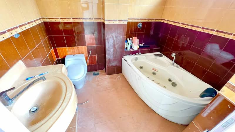 2-storey Terraced House for Sale in Ukay Bistari (Ulu Kelang) - Cik Maya Abdul - Bathroom - PropertyGuru.com.my