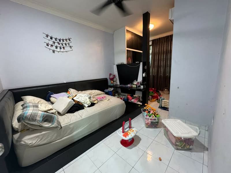 2-storey Terraced House for Sale in Taman Seri Orkid (Skudai) - Jeffrey Lim - Bedroom - PropertyGuru.com.my