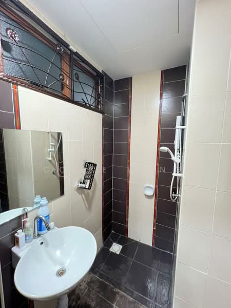 Laman Rimbunan, 3sty House, Matahari, 22x75, Reno, Guarded, Kepong untuk Untuk Dijual - RM 1,750,000, Apr 2026 - Bathroom - PropertyGuru.com.my