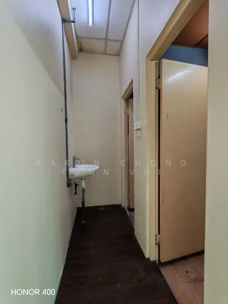Shop / Office for Rent in Kota Kinabalu (Sabah) - Aaron Chong Tsun Vui - Interior - PropertyGuru.com.my