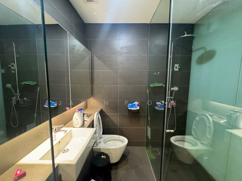 Shorefront Residences untuk Untuk Disewa - RM 7,800 /bulan, Apr 2026 - Bathroom - PropertyGuru.com.my