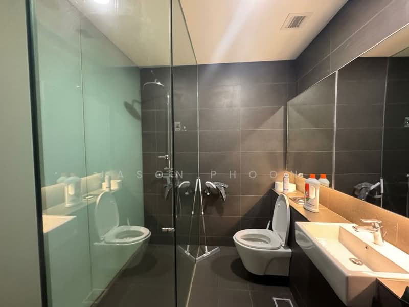 Shorefront Residences untuk Untuk Disewa - RM 7,800 /bulan, Apr 2026 - Bathroom - PropertyGuru.com.my