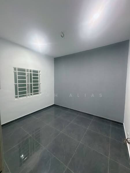1-storey Terraced House for Sale in Taman Pelangi Semenyih 2 (Semenyih) - Izzah Alias - PropertyGuru.com.my