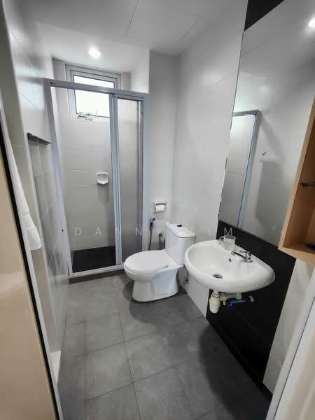 Condominium for Sale at Summer Place - Danny Lim - Bathroom - PropertyGuru.com.my