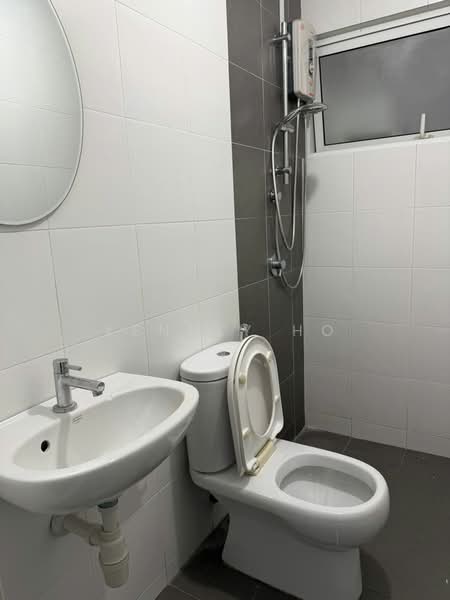 Service Residence for Rent at Pacific Place - Kennly Ho - Bathroom - PropertyGuru.com.my