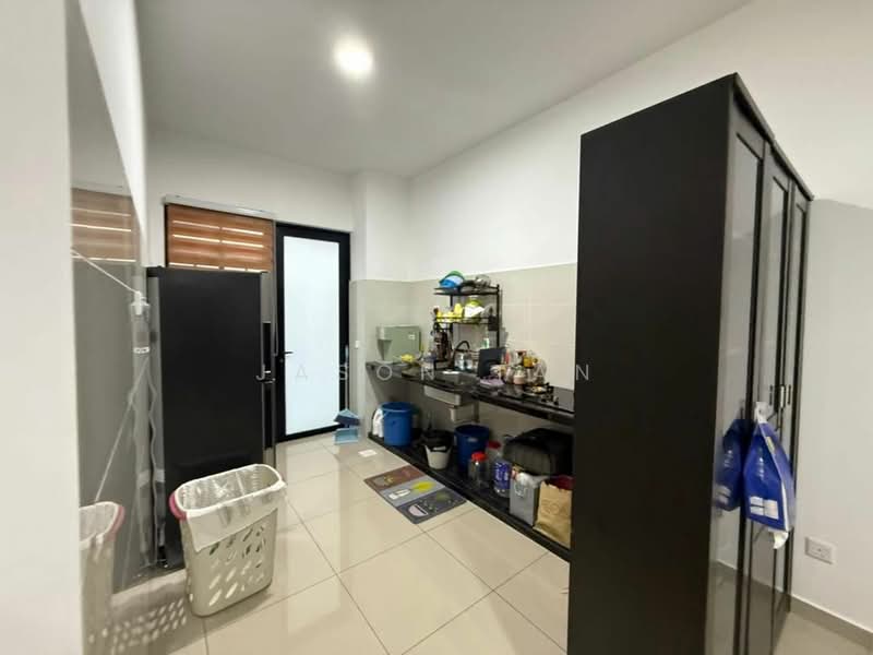 Eco Botanic Ecos Botanics untuk Untuk Dijual - RM 1,200,000, Apr 2026 - Kitchen - PropertyGuru.com.my