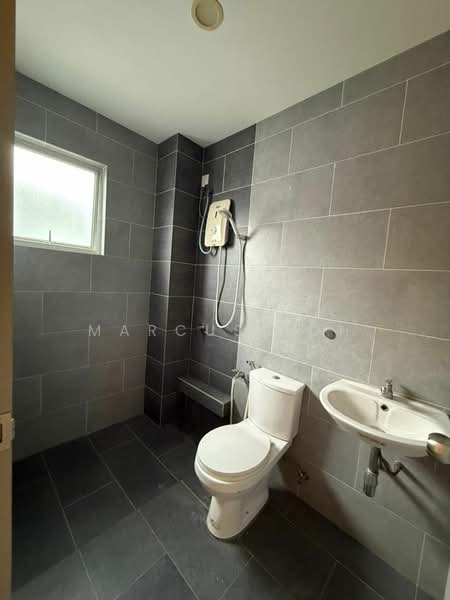 Megah Ria Megahs Rias untuk Untuk Disewa - RM 3,200 /bulan, Apr 2026 - Bathroom - PropertyGuru.com.my
