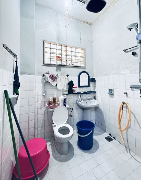 Taman Sri Puteri untuk Untuk Dijual - RM 580,000, Apr 2026 - Bathroom - PropertyGuru.com.my