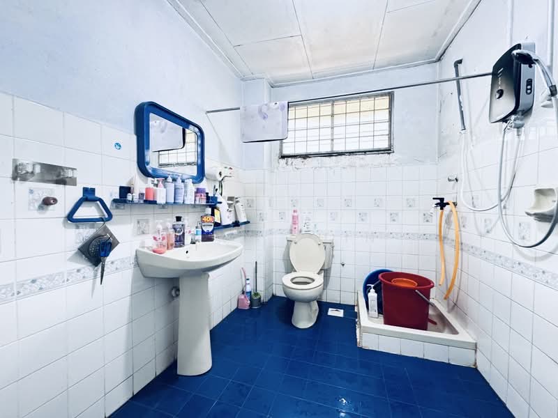 Taman Sri Puteri untuk Untuk Dijual - RM 580,000, Apr 2026 - Bathroom - PropertyGuru.com.my