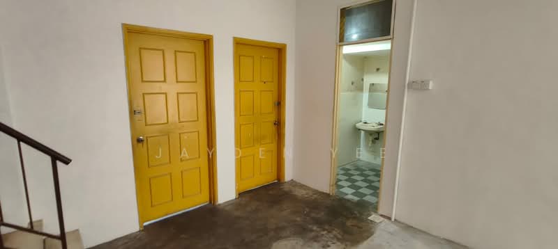Shop for Sale in Taman Overseas Union (Taman Oug) (Jalan Klang Lama (Old Klang Road)) - Jayden Yee - Interior - PropertyGuru.com.my