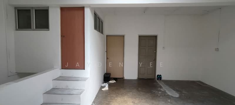 Shop for Sale in Taman Overseas Union (Taman Oug) (Jalan Klang Lama (Old Klang Road)) - Jayden Yee - Interior - PropertyGuru.com.my