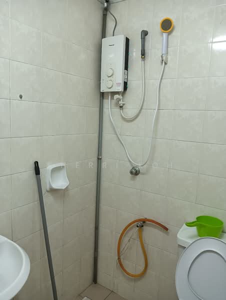 D'aman Crimson untuk Untuk Disewa - RM 1,900 /bulan, Apr 2026 - Bathroom - PropertyGuru.com.my