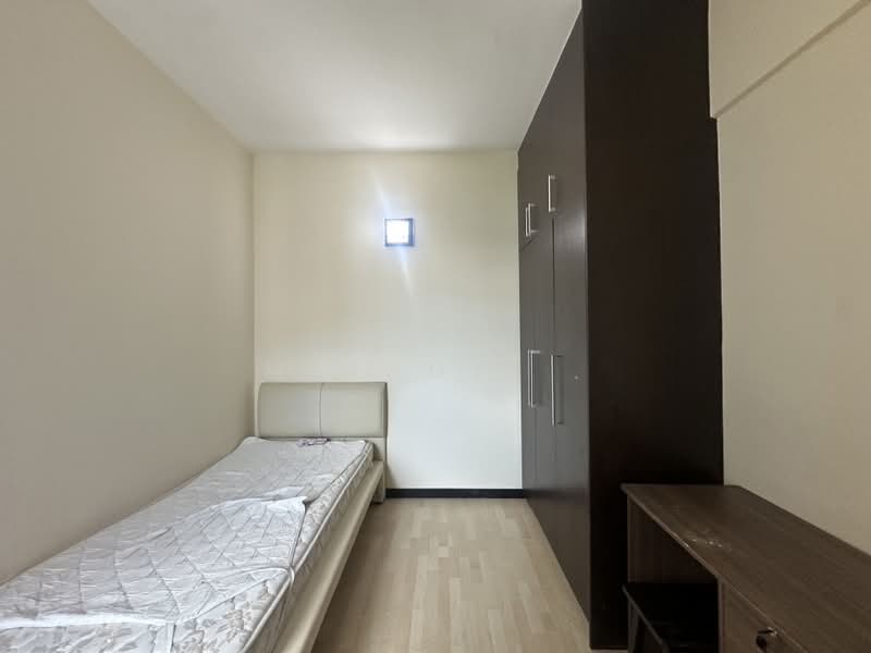 Kondominium untuk Dijual di Bayswater Resort Condominium - Minggie . - Bedroom - PropertyGuru.com.my
