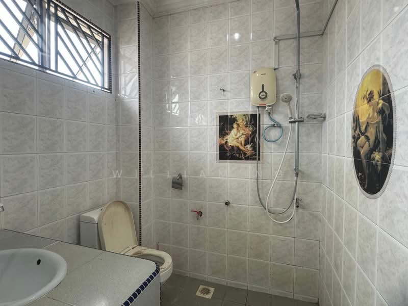 Taman Cheras Jaya untuk Untuk Dijual - RM 558,000, Apr 2026 - Bathroom - PropertyGuru.com.my