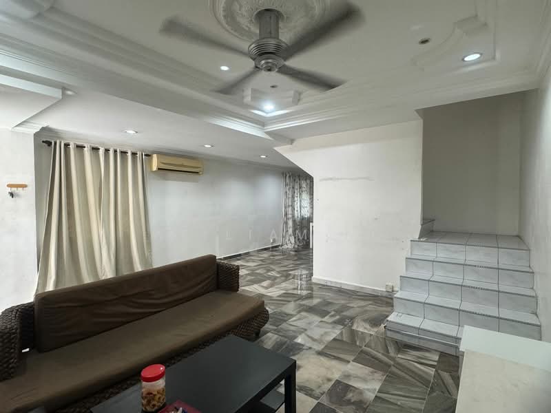 Taman Cheras Jaya untuk Untuk Dijual - RM 558,000, Apr 2026 - Living Room - PropertyGuru.com.my