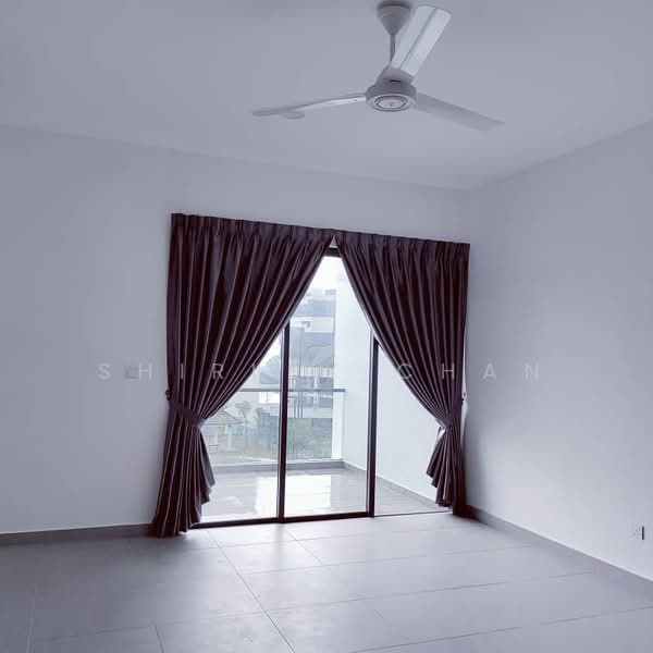 3-storey Terraced House for Sale in Batu 9 (Cheras) - Shirley Chan - Balcony - PropertyGuru.com.my