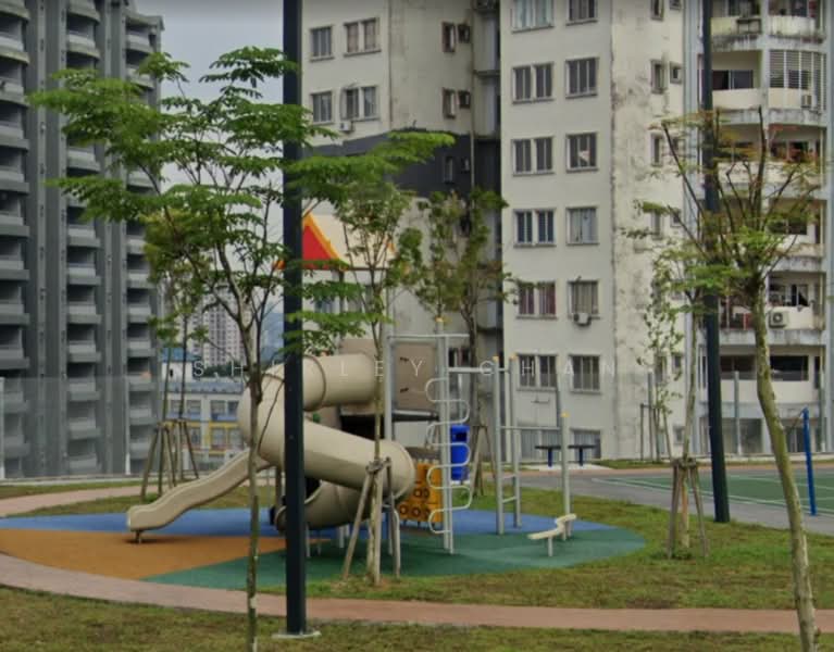 3-storey Terraced House for Sale in Batu 9 (Cheras) - Shirley Chan - Exterior - PropertyGuru.com.my