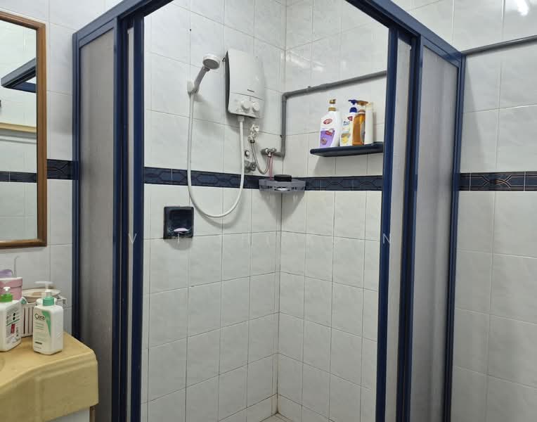 Rumah Teres 1 Tingkat untuk Dijual di Bandar Sri Damansara (Selangor) - Vei Zhi Kuan - Bathroom - PropertyGuru.com.my