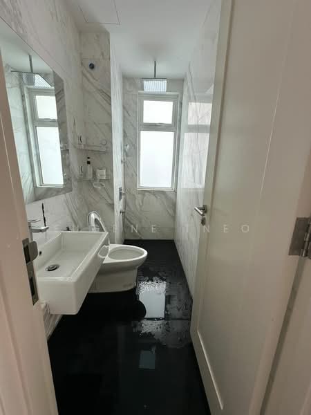 Service Residence for Rent at TriTower Residence @ Johor Bahru Sentral - Eugene Tneo - Bathroom - PropertyGuru.com.my