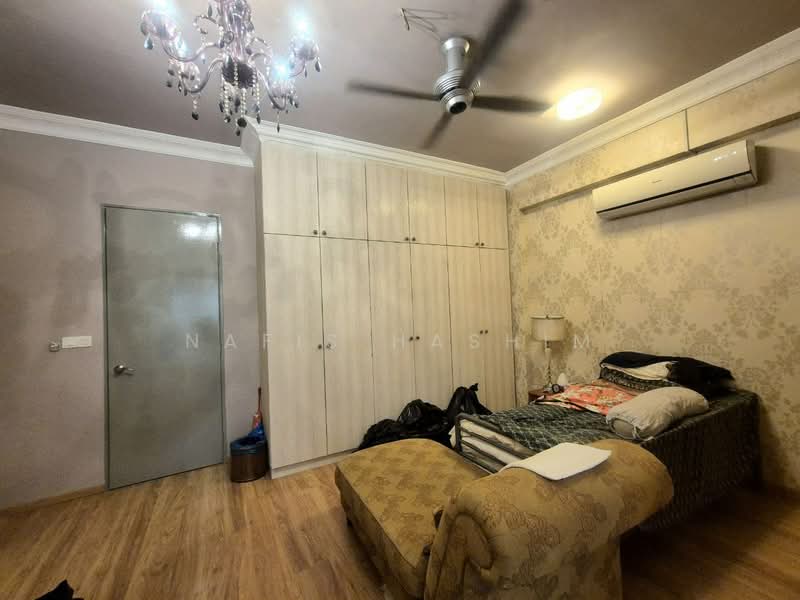 Bukit Rahman Putra untuk Untuk Dijual - RM 1,150,000, Apr 2026 - Bedroom - PropertyGuru.com.my