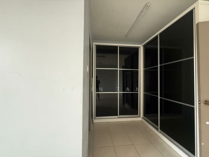 2-storey Terraced House for Sale in Lakeside Residences (Puchong) - Kevin Tan - Corridor - PropertyGuru.com.my