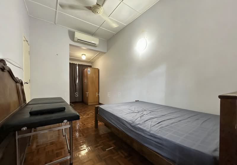 2-storey Terraced House for Sale in Taman Tun Dr Ismail (Kuala Lumpur) - Esther Low - Bedroom - PropertyGuru.com.my