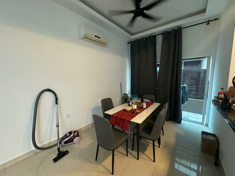 2-storey Terraced House for Sale in Leisure Farm (Gelang Patah) - JH Yap - Dining Room - PropertyGuru.com.my