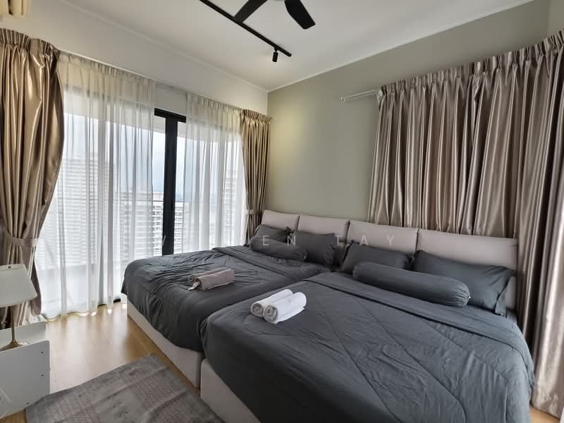Condominium for Rent at Bay Laurel @ Country Garden Danga Bay - Warren Tay - Bedroom - PropertyGuru.com.my