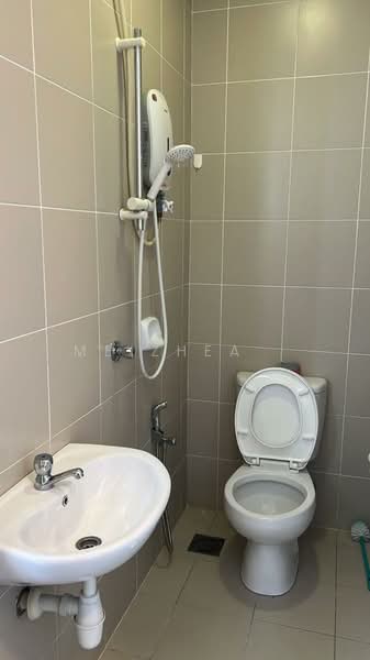 Condominium for Sale at Icon Residence - Meizhea . - Bathroom - PropertyGuru.com.my