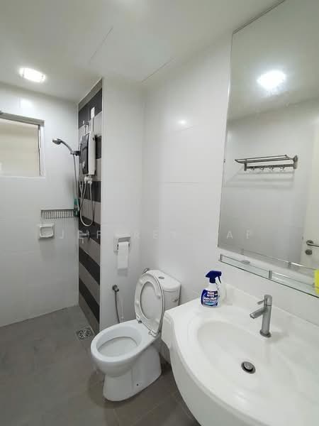 Condominium for Sale at Hijauan Puteri Condominium - Jeffrey Yap - Bathroom - PropertyGuru.com.my