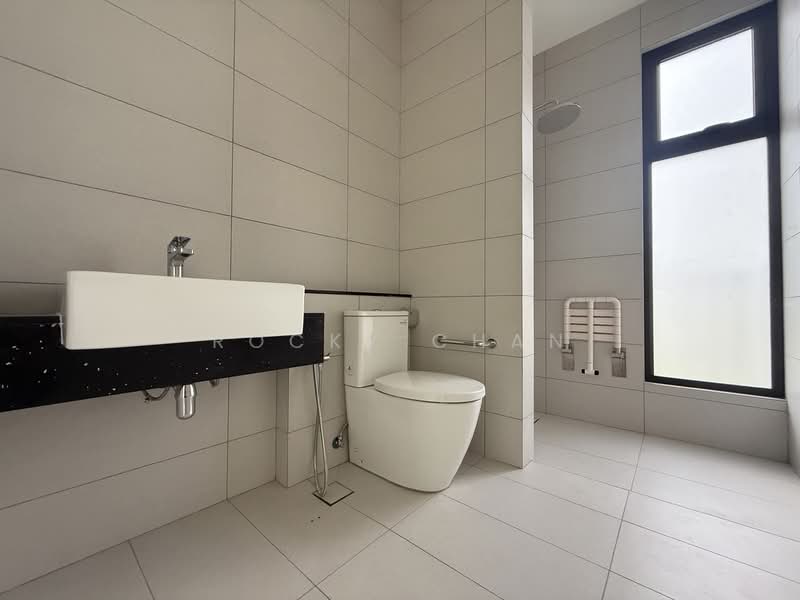 Bungalow for Rent in Gombak (Selangor) - Rocky Chan - Bathroom - PropertyGuru.com.my