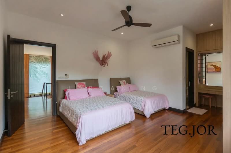 Bungalow for Sale in Setia Eco Park (Setia Alam) - Jordan Ng - Bedroom - PropertyGuru.com.my