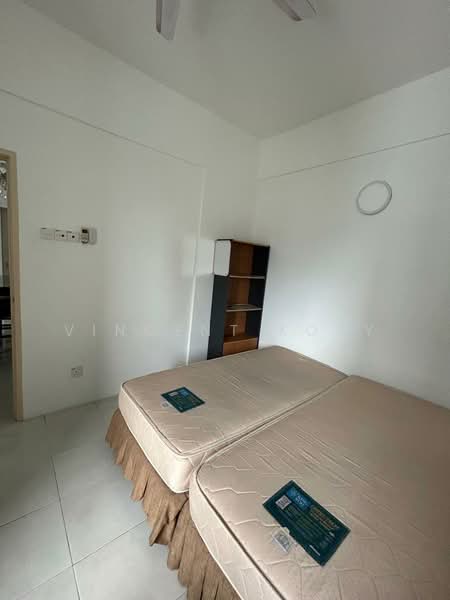 Kondominium untuk Dijual di Bayswater Resort Condominium - Vincent Koay - Bedroom - PropertyGuru.com.my