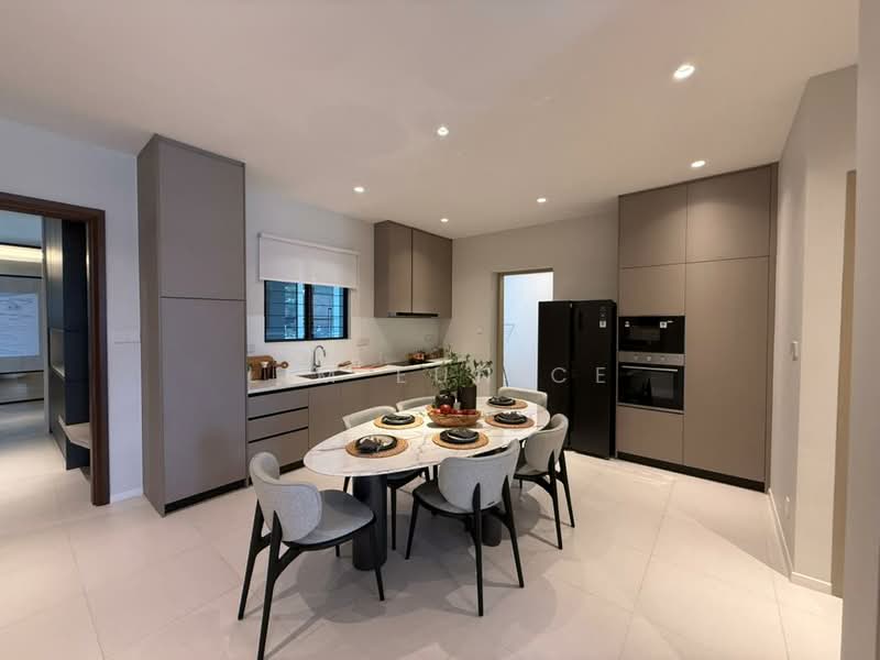 Waterstone untuk Untuk Dijual - RM 1,547,000, Apr 2026 - Kitchen - PropertyGuru.com.my