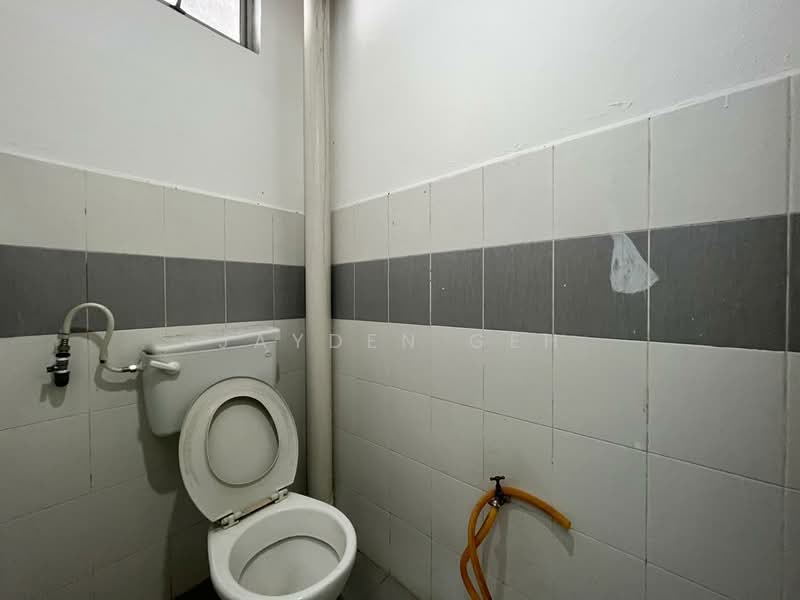 Shop for Rent in Alor Setar (Kedah) - Jayden Geh - Bathroom - PropertyGuru.com.my