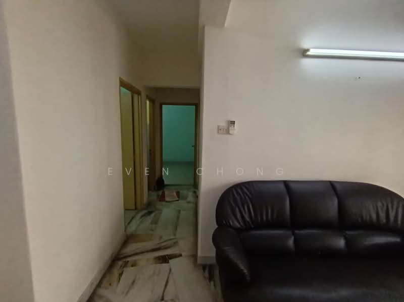 Apartment for Sale at Vista Lavender - Even Chong - Corridor - PropertyGuru.com.my
