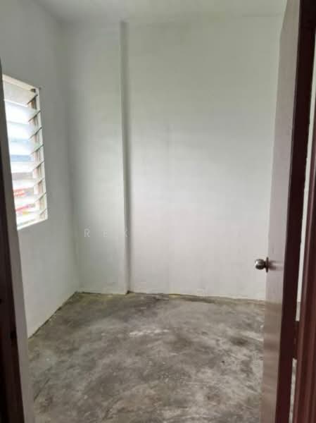 Flat for Sale at Desa Mawar - Rex Tung - Interior - PropertyGuru.com.my