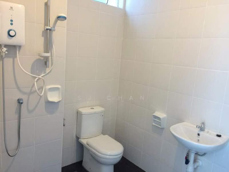 The Garden Residences untuk Untuk Disewa - RM 1,800 /bulan, Apr 2026 - Bathroom - PropertyGuru.com.my