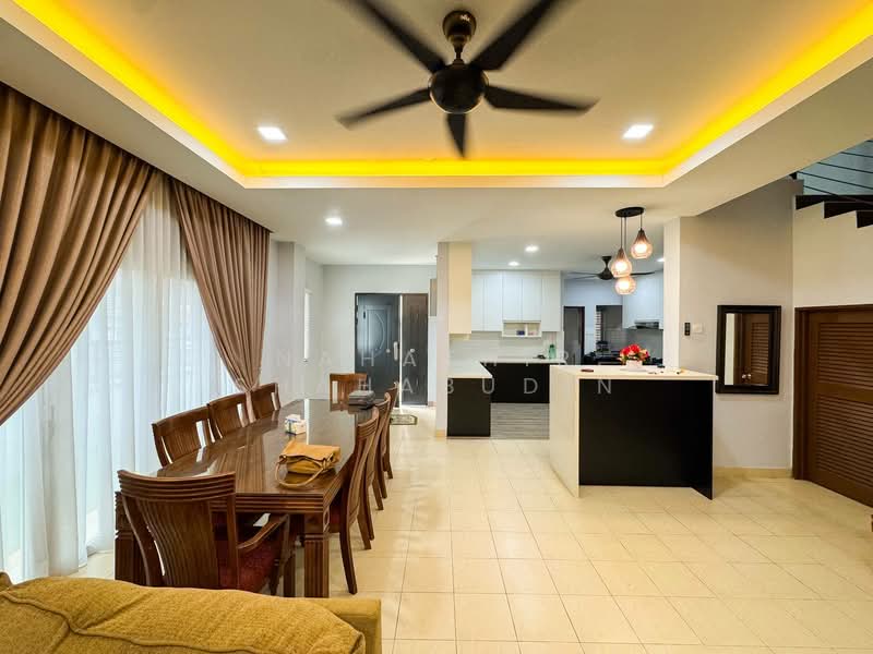 2-storey Terraced House for Sale in Denai Alam (Shah Alam) - Nahathir Shahabudin - Dining Room - PropertyGuru.com.my