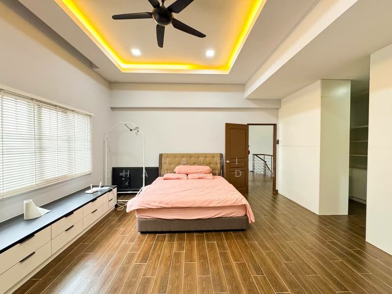 2-storey Terraced House for Sale in Denai Alam (Shah Alam) - Nahathir Shahabudin - Bedroom - PropertyGuru.com.my