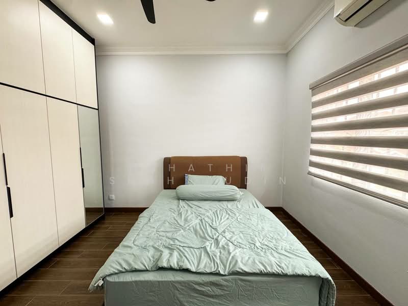 2-storey Terraced House for Sale in Denai Alam (Shah Alam) - Nahathir Shahabudin - Bedroom - PropertyGuru.com.my
