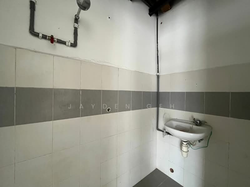 Kedai untuk Disewa di Alor Setar (Kedah) - Jayden Geh - Bathroom - PropertyGuru.com.my